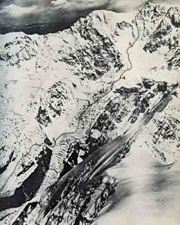 
Kangchenjunga First Ascent route - The Hard Years (Joe Brown) book
